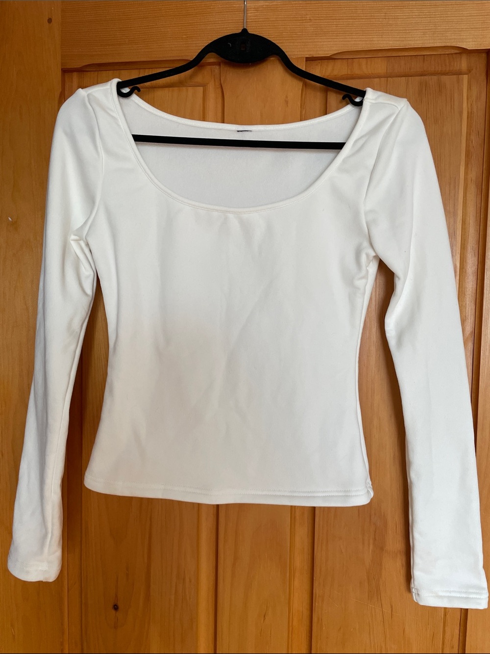 M. Essential White Thermal Scoop Neck Long Sleeve Top